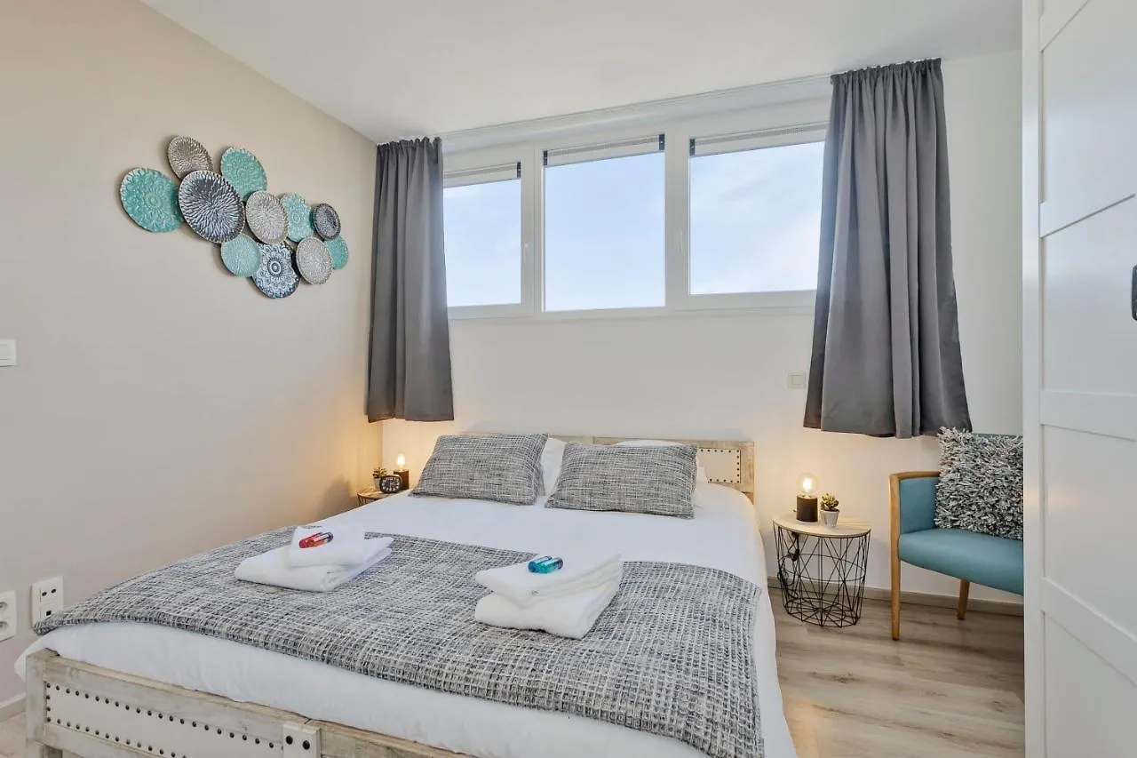 Unique 3-Bedroom Apartment With Parking In The Heart Of Oostende 0*, Ostend Belgium