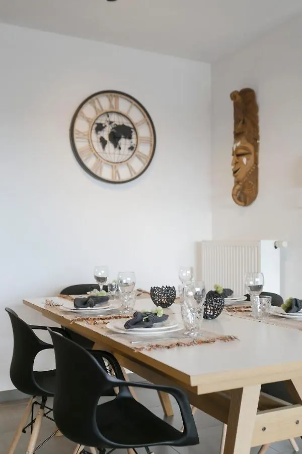 Unique 3-Bedroom Apartment With Parking In The Heart Of Oostende